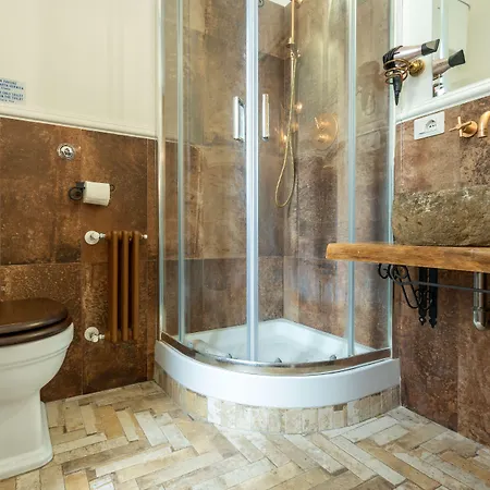 Alojamento de Acomodação e Pequeno-almoço Capital Roma