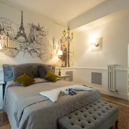 Alojamento de Acomodação e Pequeno-almoço Capital 4*