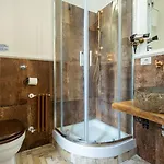 Capital 4*